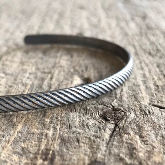 Oxidized 925 Sterling Silver Diagonal Stripe Open Cuff Bangle Handmade - 4.25mm - Picture 4 of 7